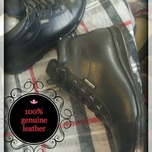 {SOLD} VASQUE sundowner black backpacker boots